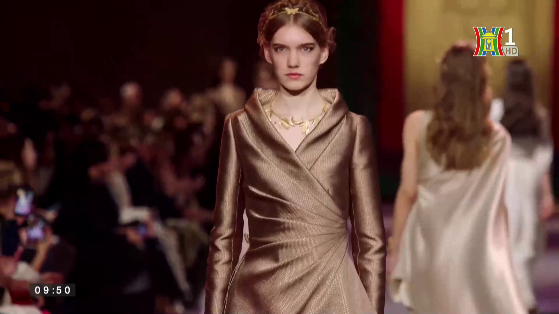 Đẹp và phong cách: Bộ sưu tập Haute Couture  Xuân Hè Dior 2022